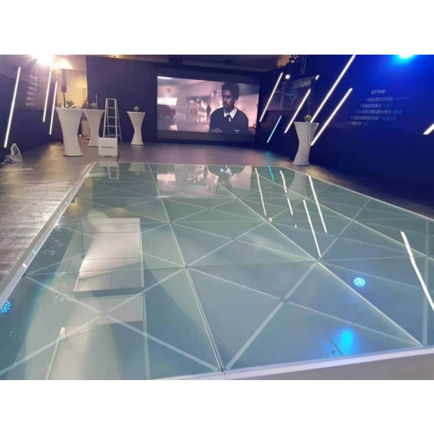 2021保時捷 Porsche Taycan 新車發表 地台-5.jpg