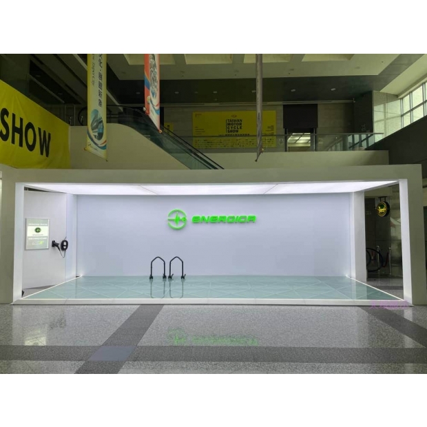 2021國際摩托車新車展覽會 地台-2.jpg