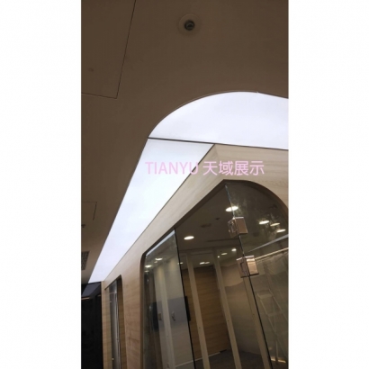 20220814造型天花板燈箱-1.jpg