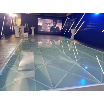 2021保時捷 Porsche Taycan 新車發表 地台-5.jpg