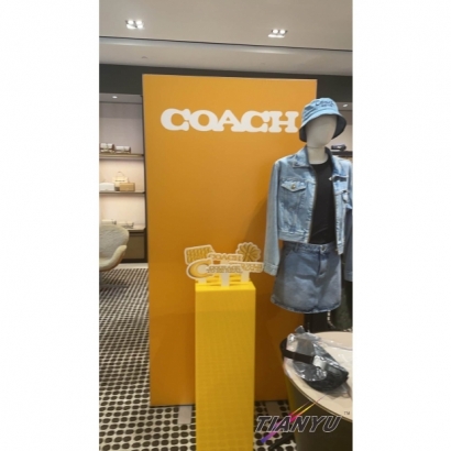2024卡布燈箱COACH-3.jpg
