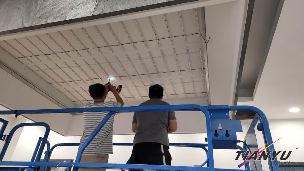 天域LED天花板卡布燈箱-軟膜燈箱客戶見證影片 Soft film light box,LED fabric light box-7