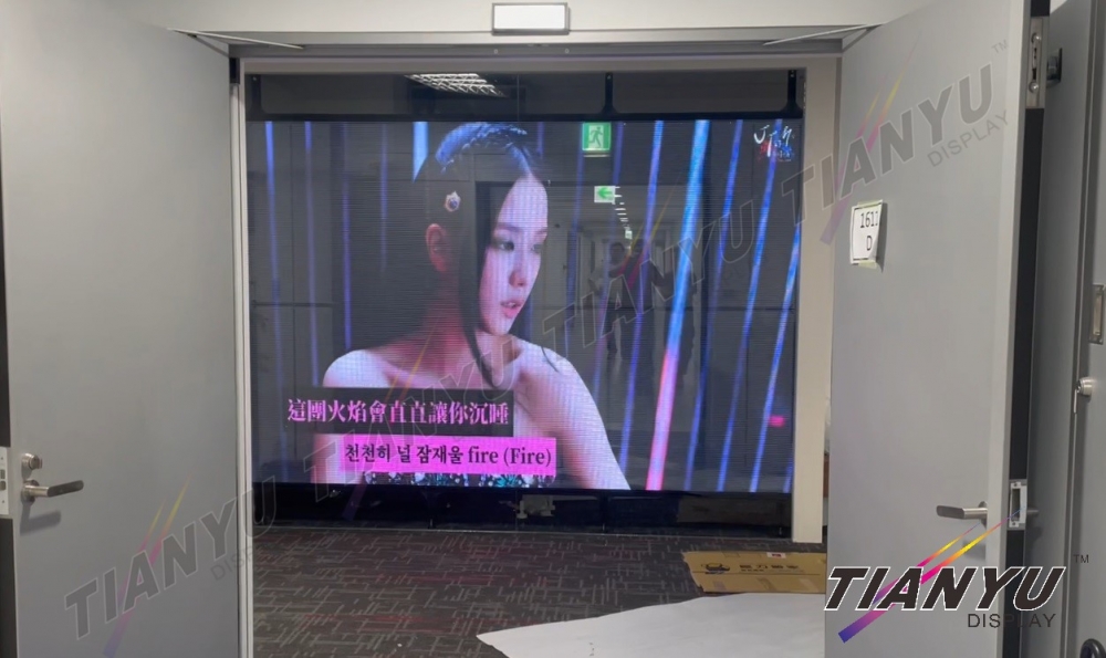 LED透明屏Transparent LED display