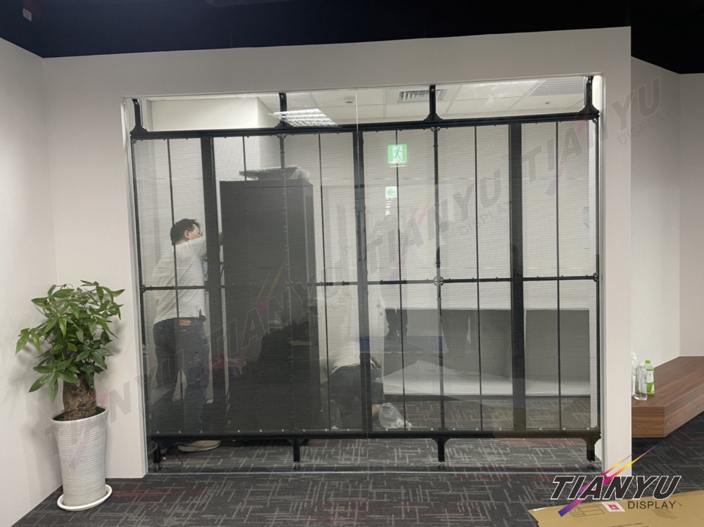 LED透明屏Transparent LED display