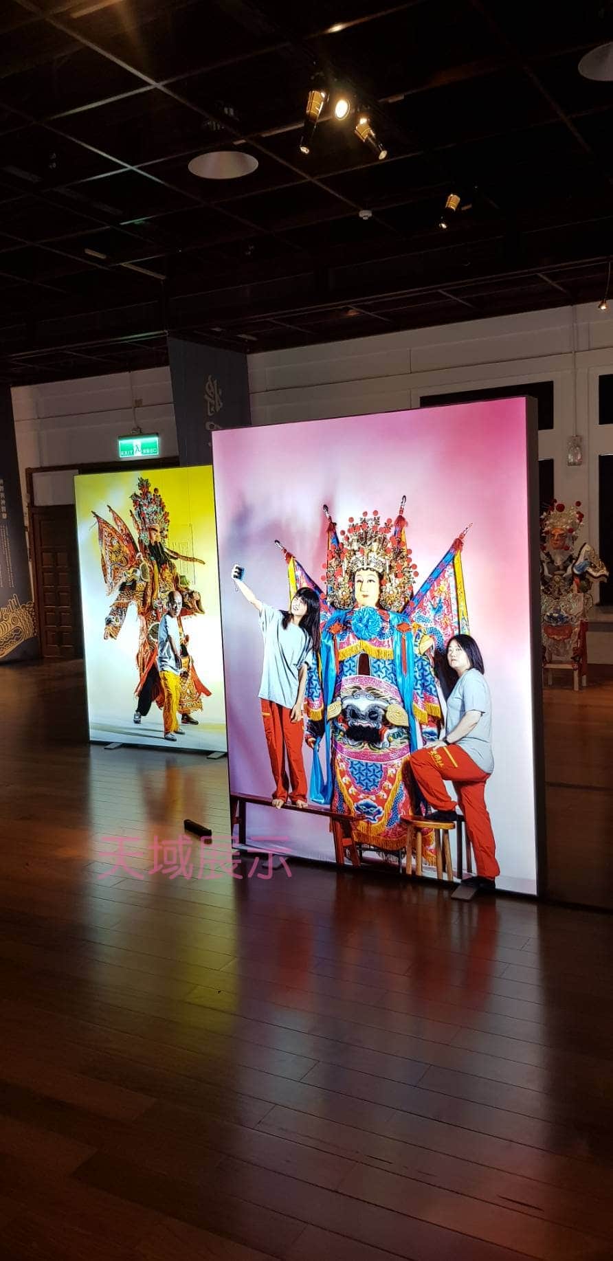 LED卡布燈箱軟膜燈箱 Soft film light box,LED fabric light box,SEG fabric light box,SED display