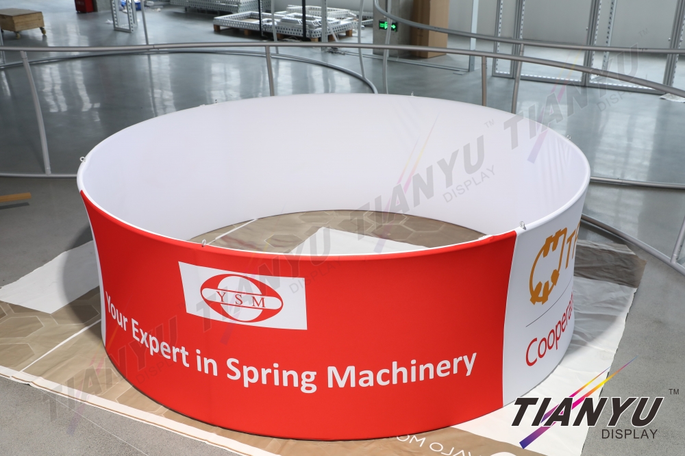 快幕秀展覽牆 Portable Exhibition Booth Background 圓環型吊頂款式-1