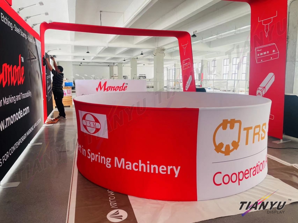 快幕秀展覽牆 Portable Exhibition Booth Background 圓環型吊頂款式-2