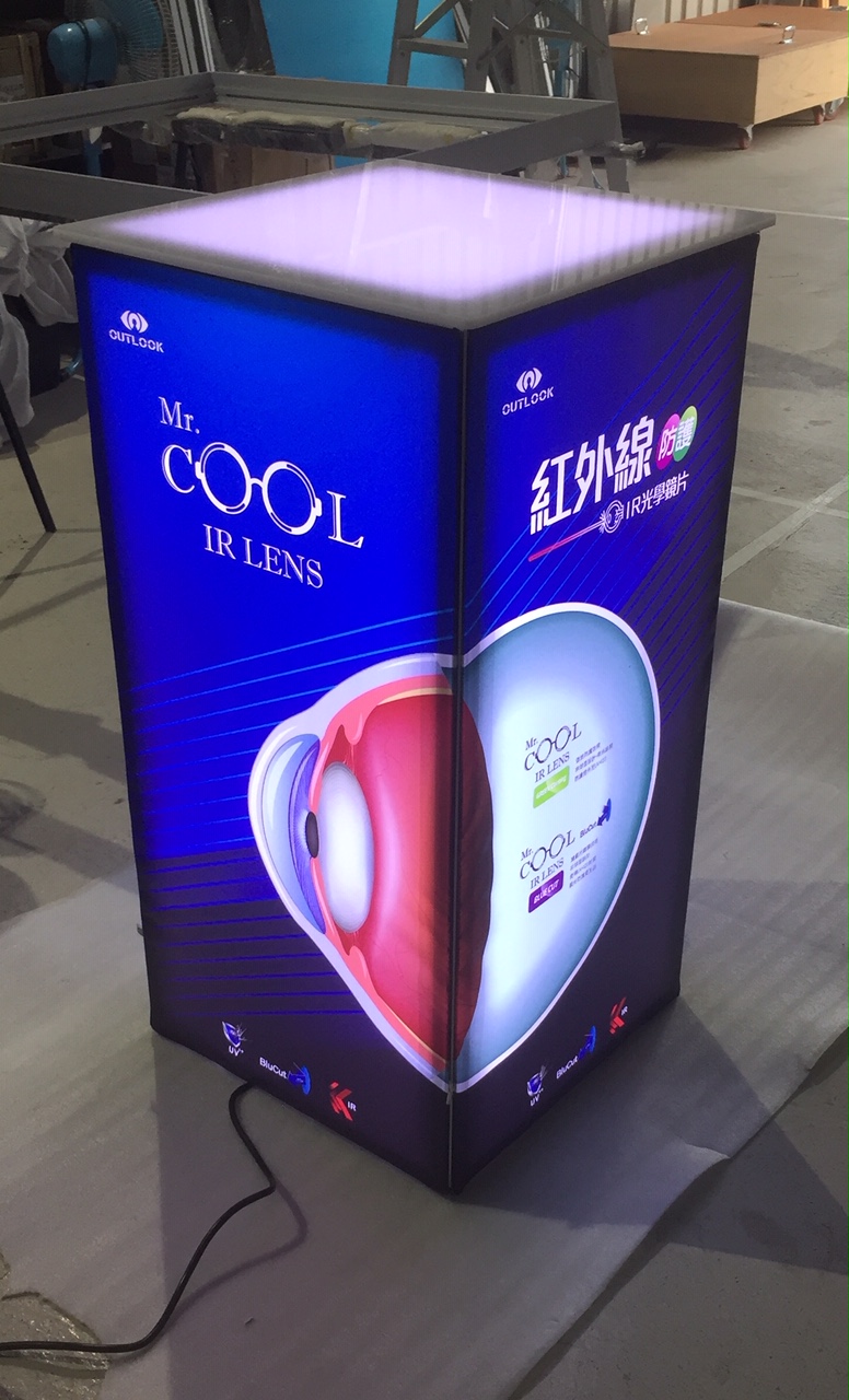 卡布燈箱展示台桌Display table出租-6